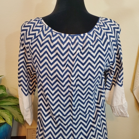 VENUS Chevron Women's Dress, Blue & White , Size 2 - Picture 7 of 9